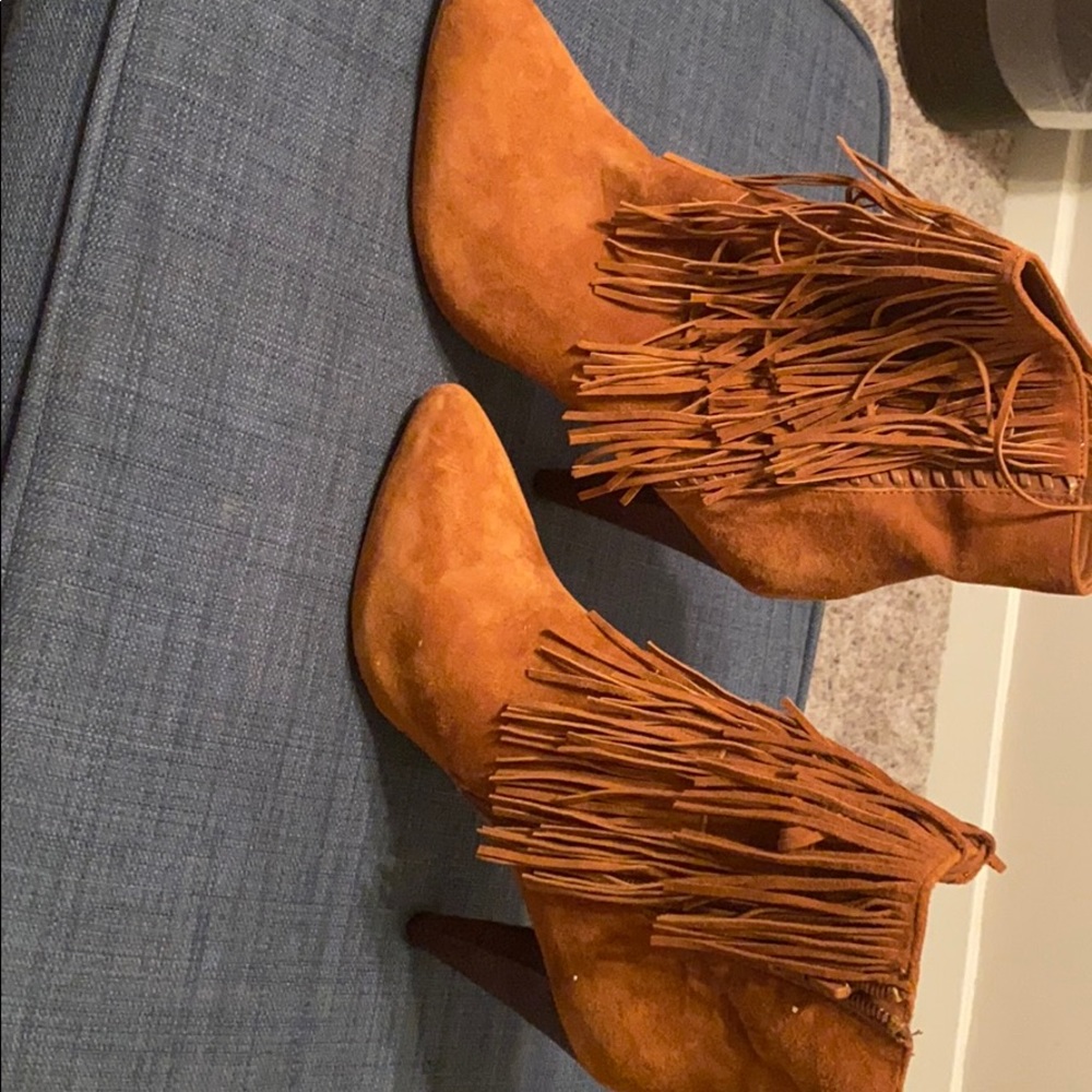 Cognac Steve Madden boots